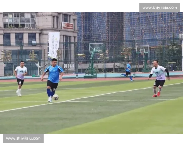 观山湖村超资格赛开赛，教育局队 21 首胜开门红